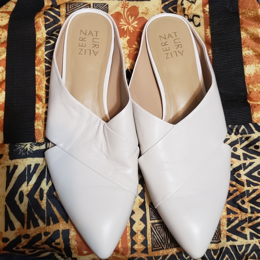 Naturalizer Simonette White Leather Mules Size 11W